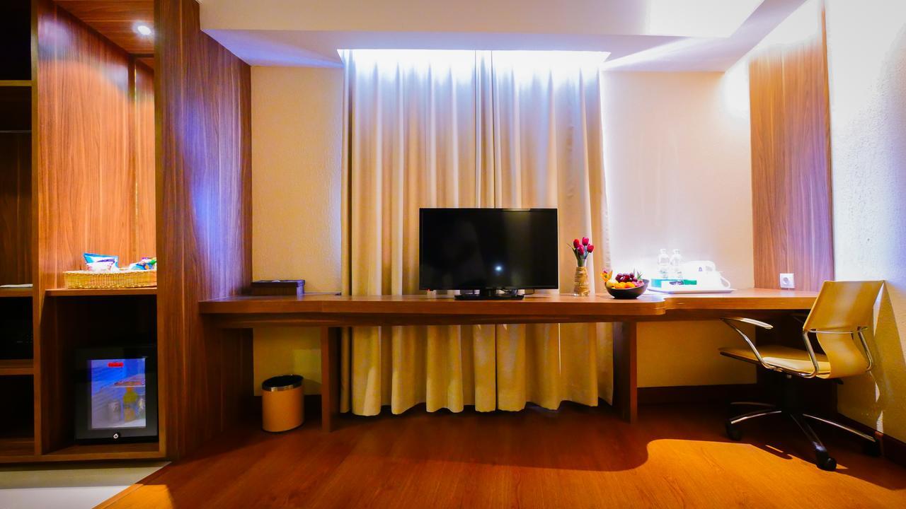 Prime Park Hotel & Convention Pekanbaru Εξωτερικό φωτογραφία